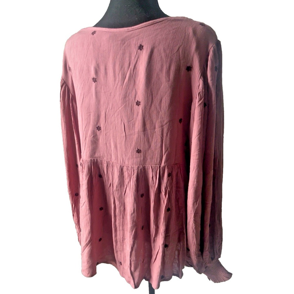 City Chic Mauve Embroidered Peasant Boho Blouse Smocked Cuffs Medium NWT - Picture 3 of 8